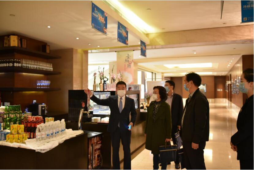 J9集团委副主任游代丽调研领导J9集团集团复工复产工作