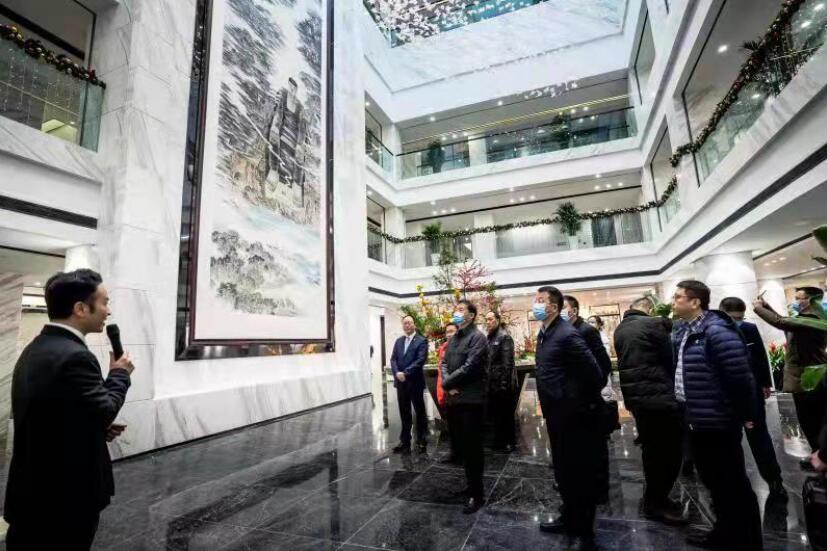 J9集团集团与乐山市当局召开工作座谈会