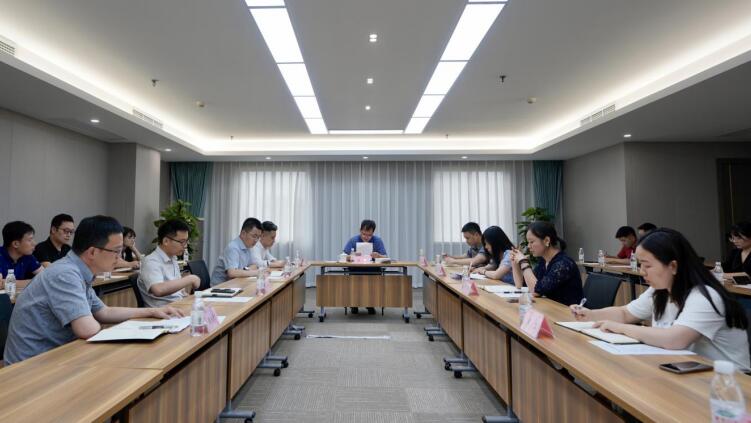 J9集团集团召开规范上市公司业务解决专题会