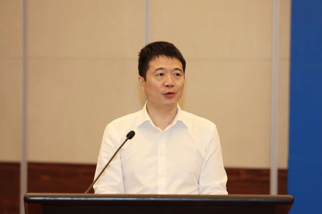 edecf2ab-fca7-4ce6-9d8d-3db401050d75