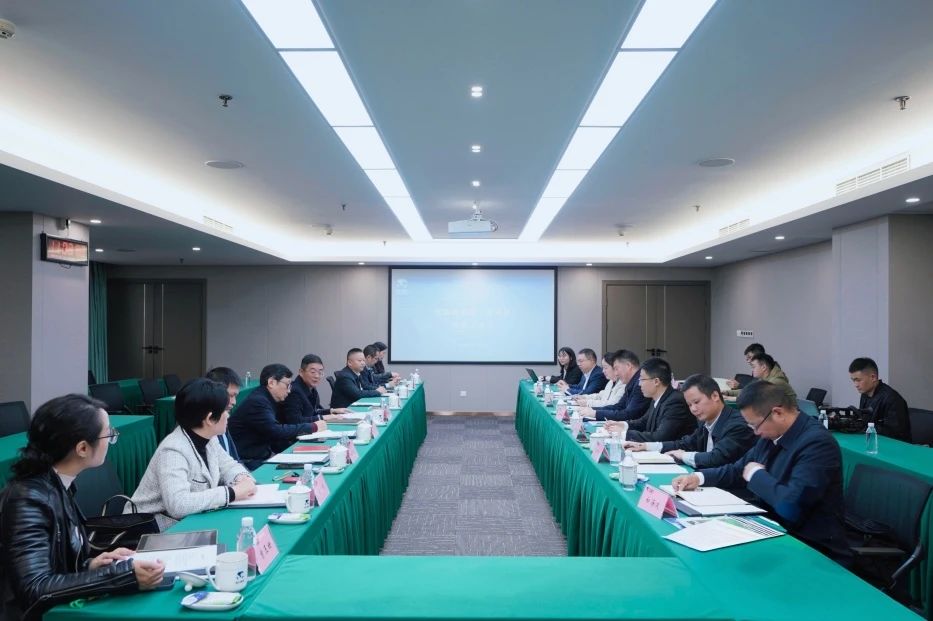 省J9集团集团与青川县进行座谈互换会