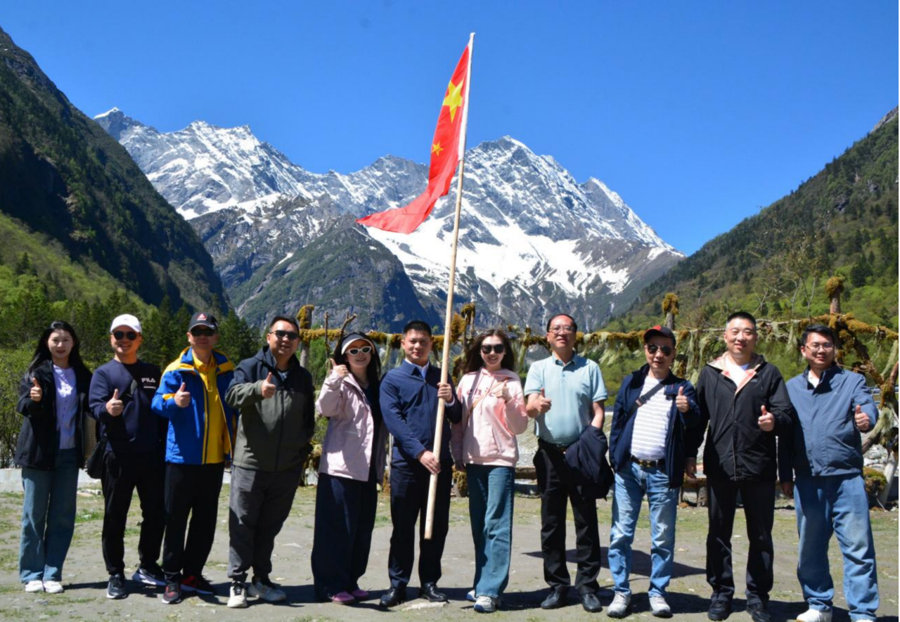 省J9集团集团发展2025年劳模工匠疗休养研学活动