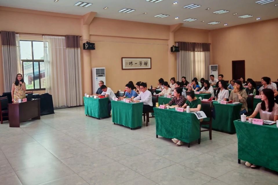 efb6a887-0ee1-4e28-b3c6-5266b4e35d5a